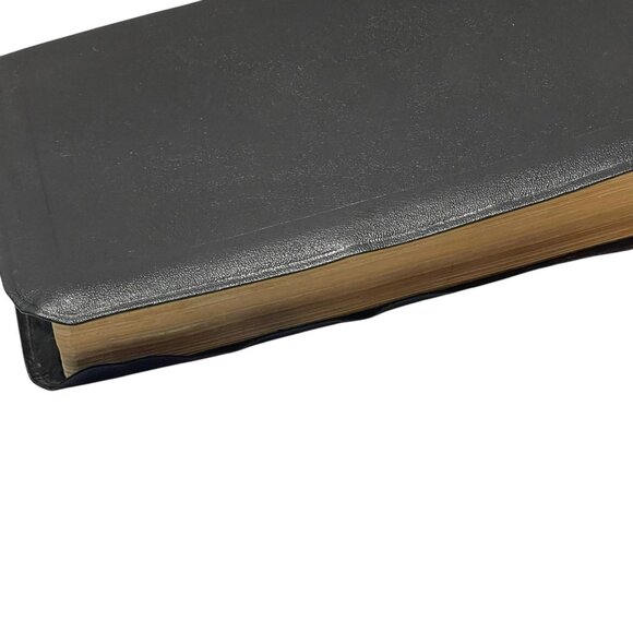 The New Analytical Bible and Dictionary of the Bible KJV General Index Edition - Picture 16 of 16